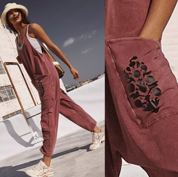 New Free People FP Movement Hot Shot Logo Onesie Mocha Combo Overalls Jumpsuit L - Picture 2 of 16